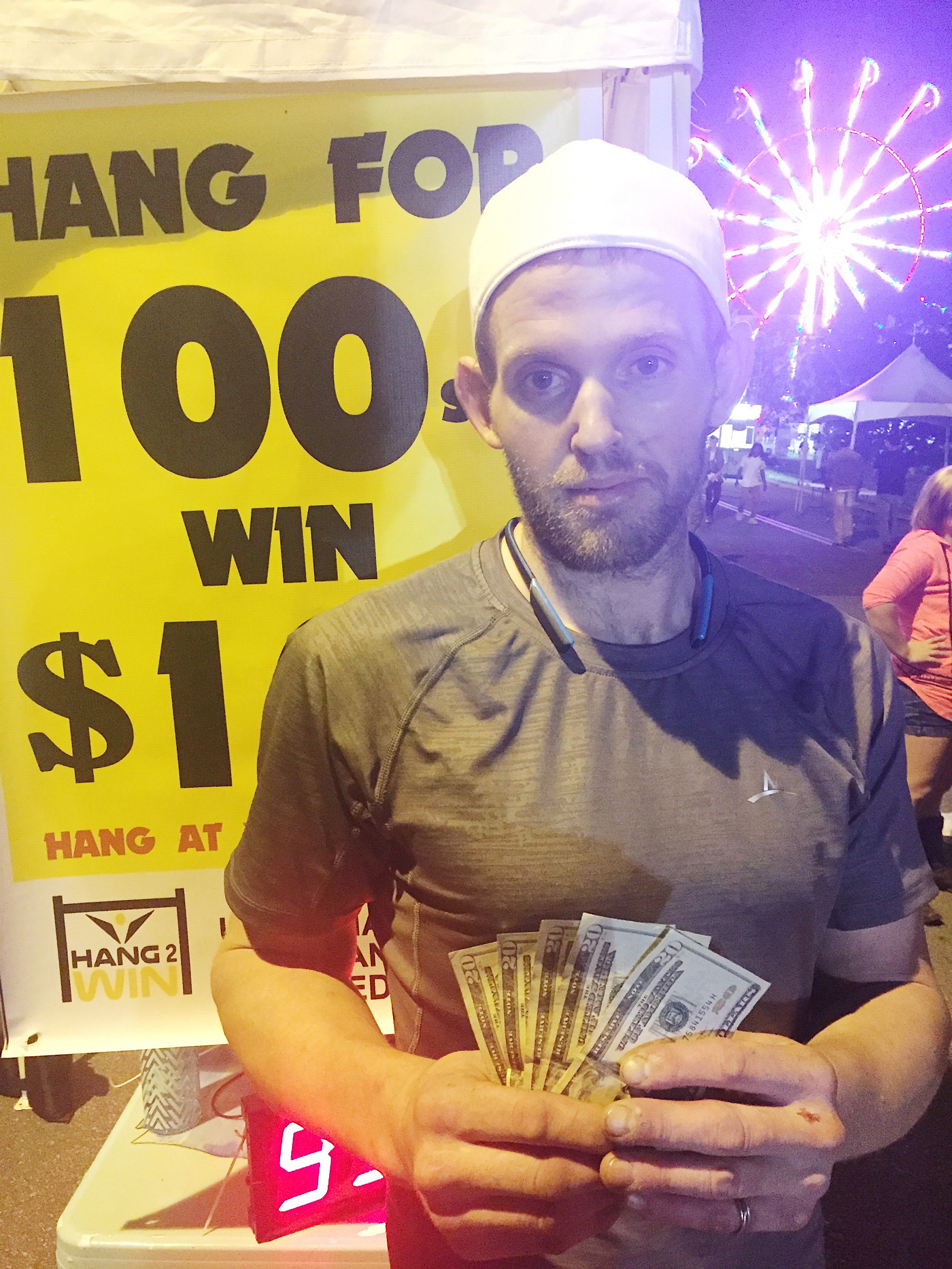 Hang Challenge participant at a Hang2Win event