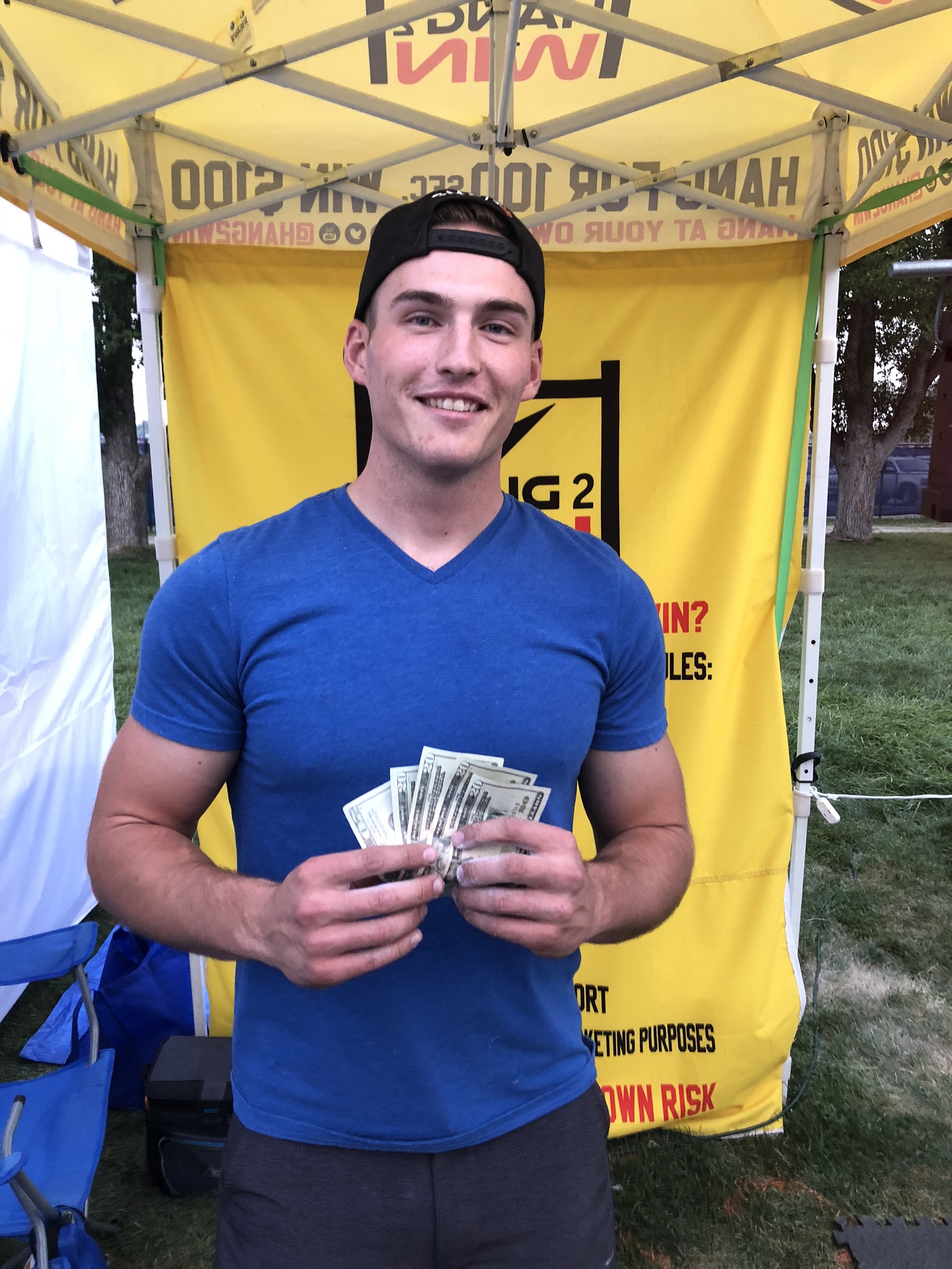 Hang Challenge participant at a Hang2Win event