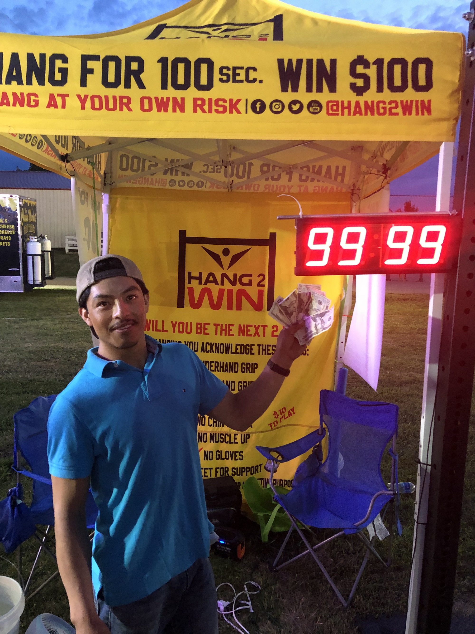 Hang Challenge participant at a Hang2Win event