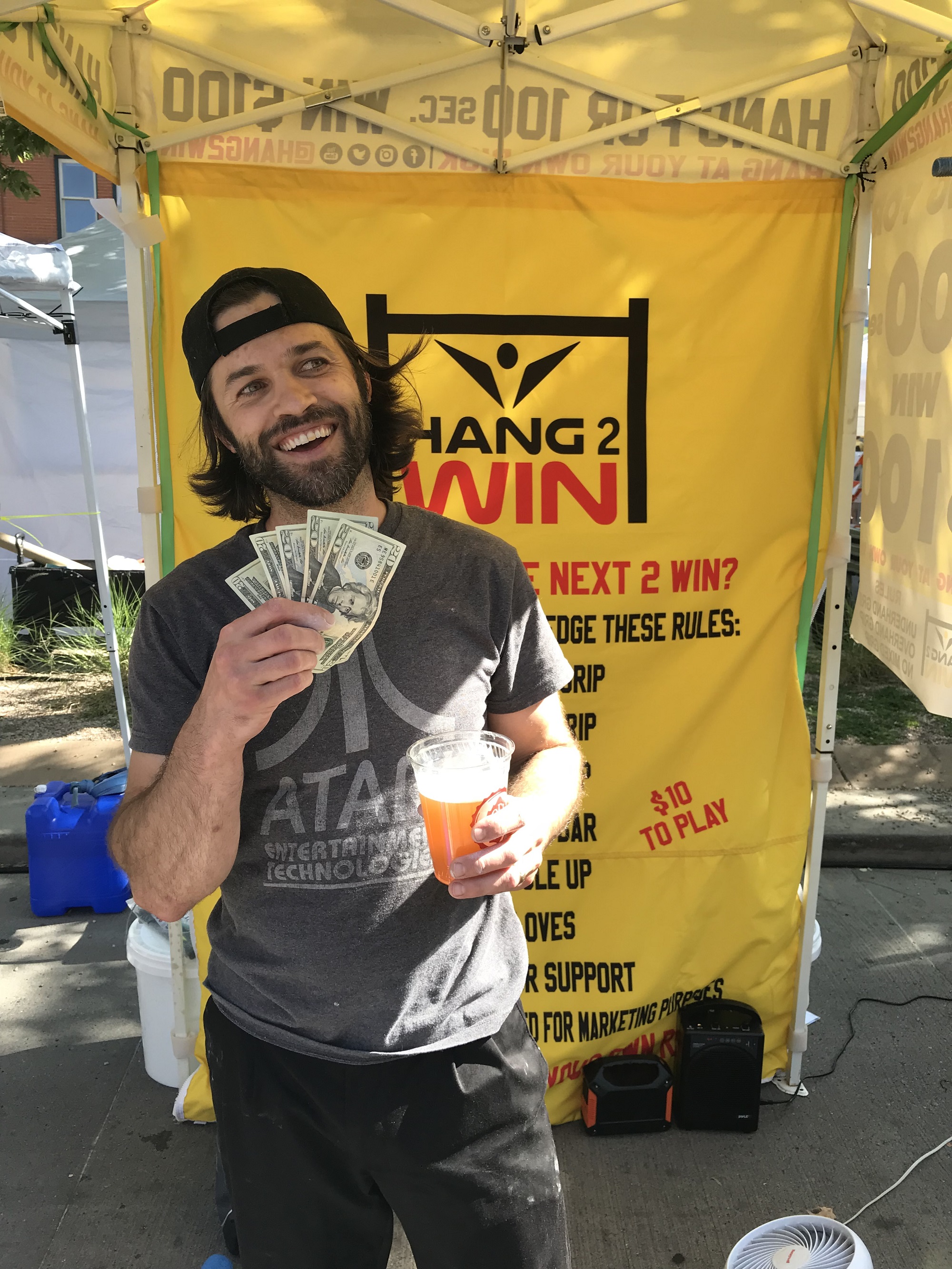 Hang Challenge participant at a Hang2Win event