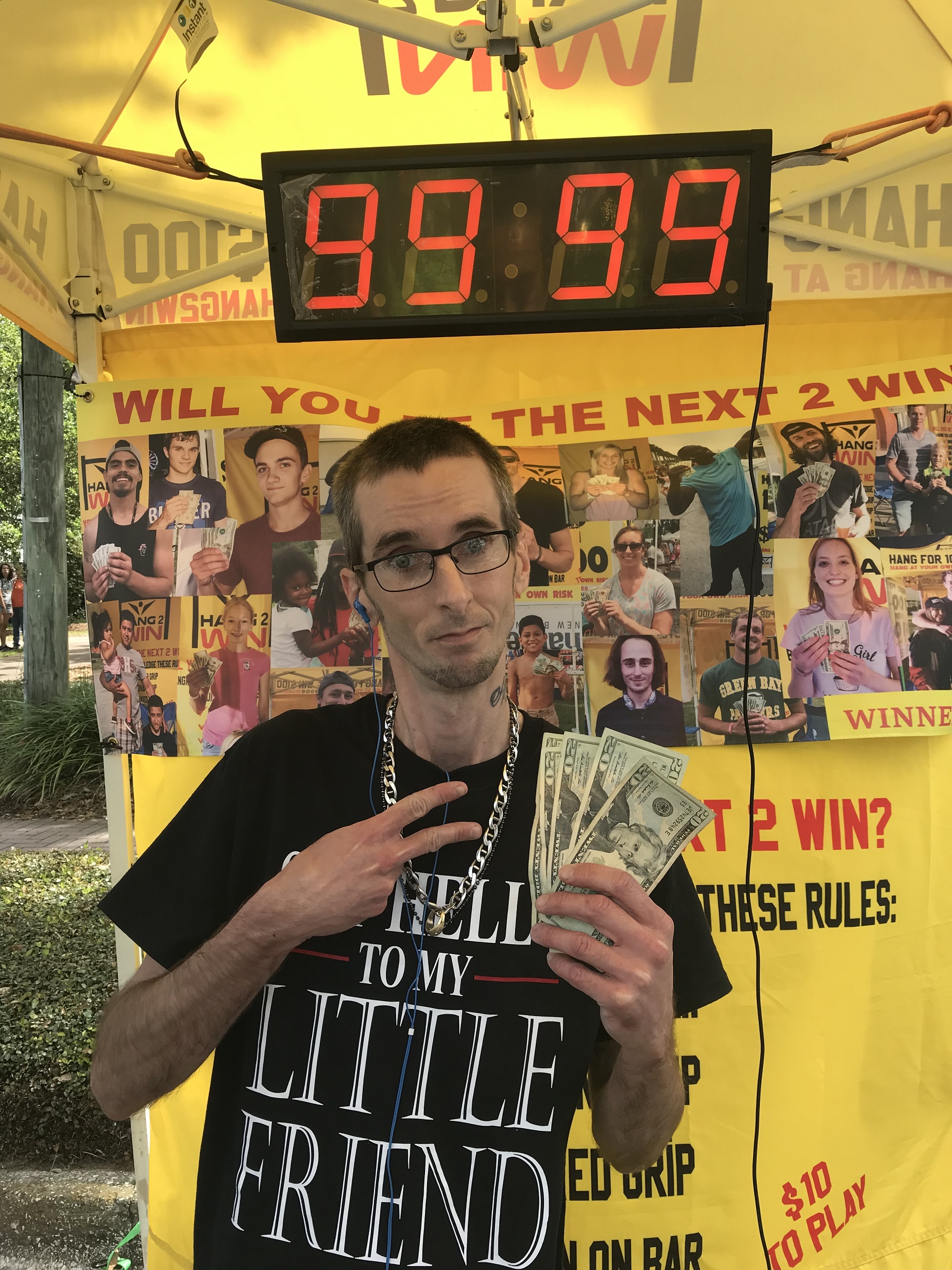 Hang Challenge participant at a Hang2Win event